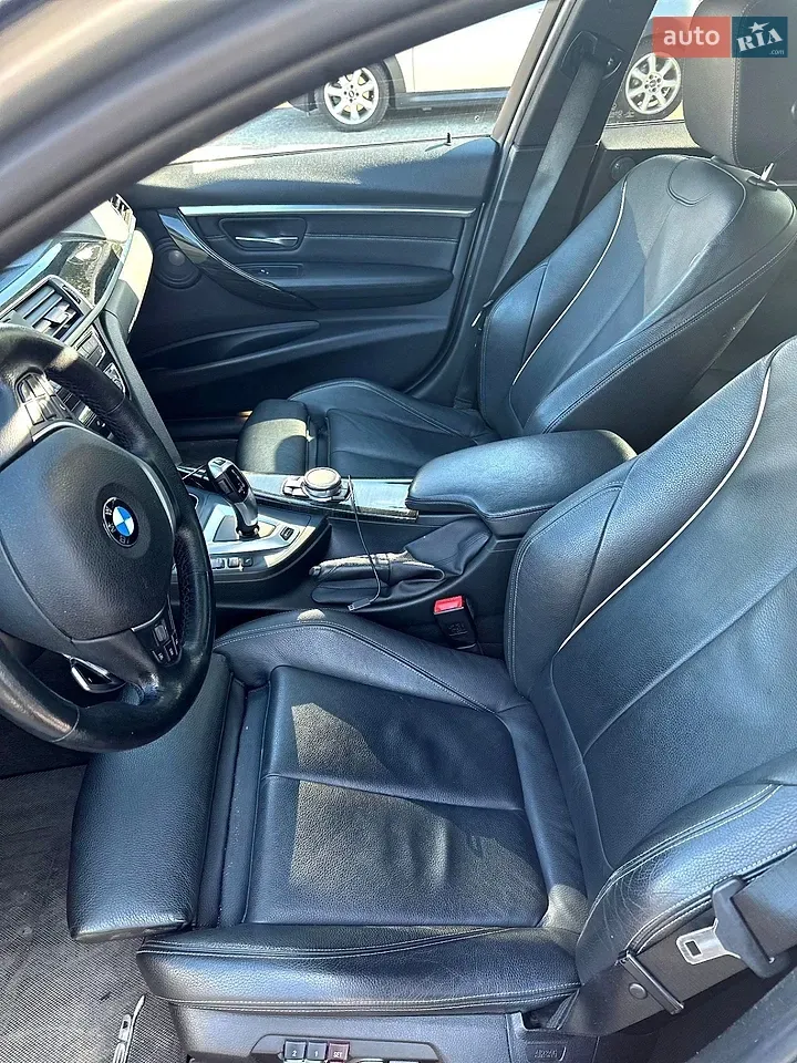 BMW 3 Series 2016 photo 4