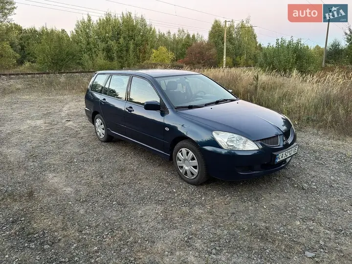 Mitsubishi Lancer 2004 photo 2