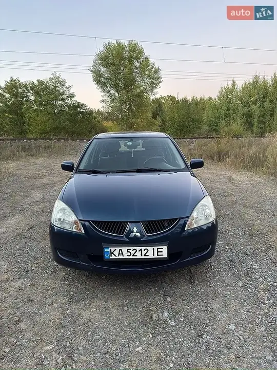 Mitsubishi Lancer 2004 photo 3