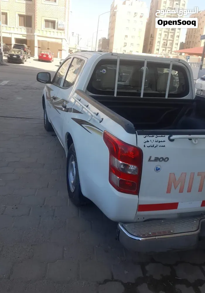Mitsubishi L200 2018 photo 4