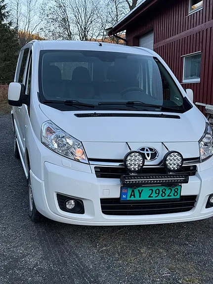 Toyota Proace 2015 photo 2