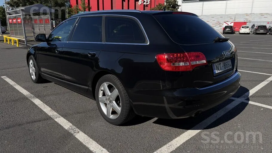 Audi A6 2010 photo 2