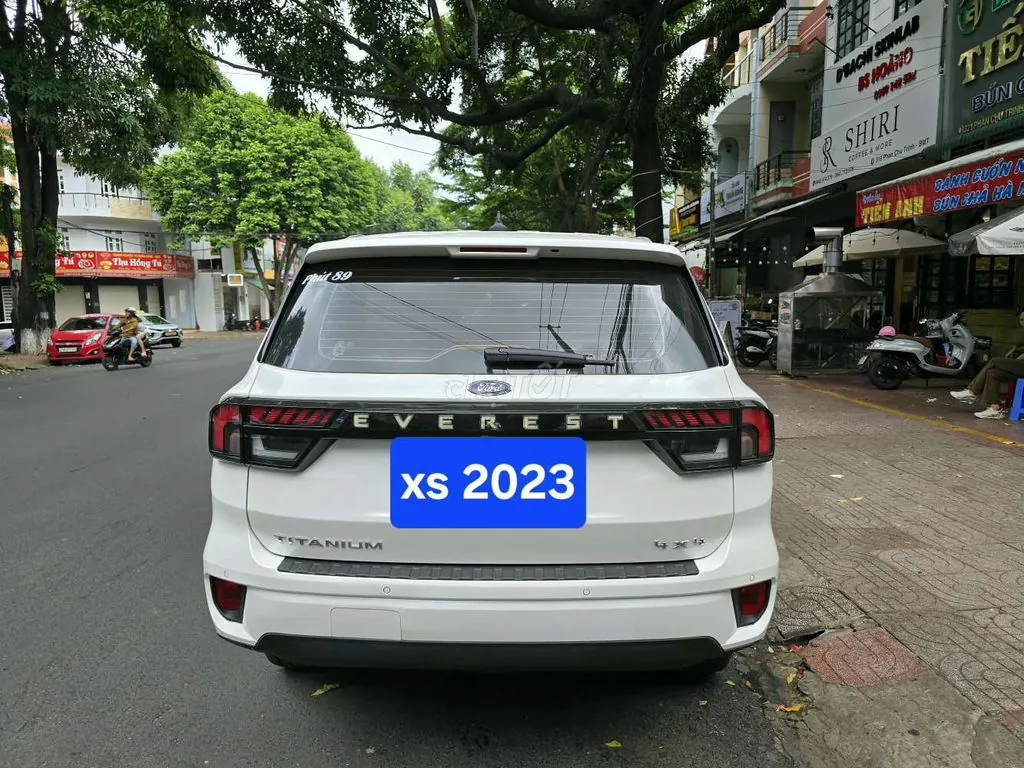Ford Everest 2023 photo 2