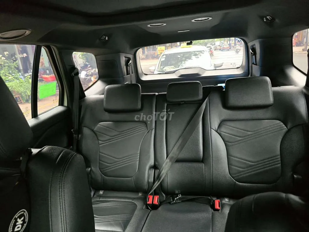 Ford Everest 2023 photo 4