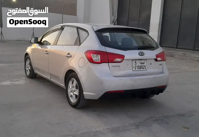 Kia Cerato 2012 photo 3
