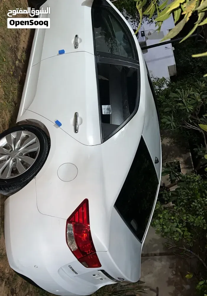 Kia Cerato 2012 photo 5