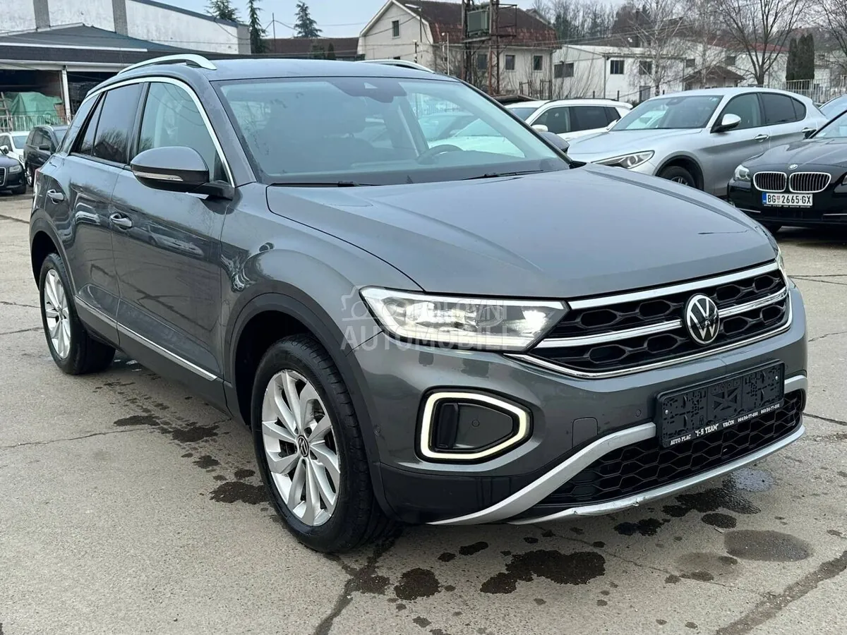 Volkswagen T-Roc 2022 photo 3