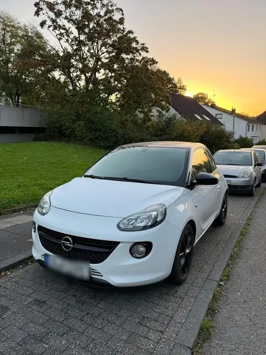 Opel Adam