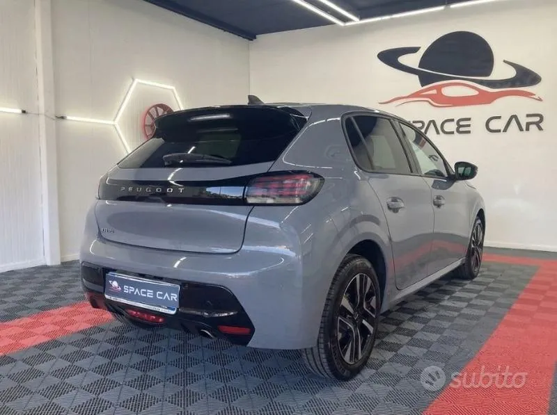 Peugeot 208 2024 photo 5