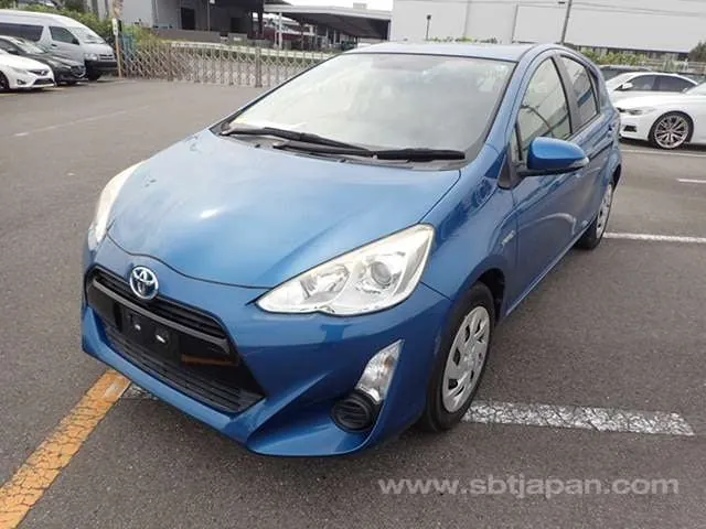Toyota Aqua S 2016 photo 2