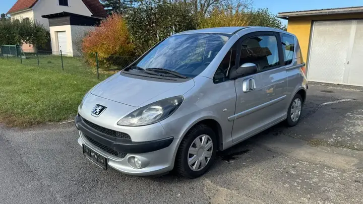 Peugeot 1007
