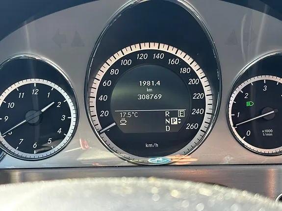 Mercedes-Benz E350 D 2010 photo 5