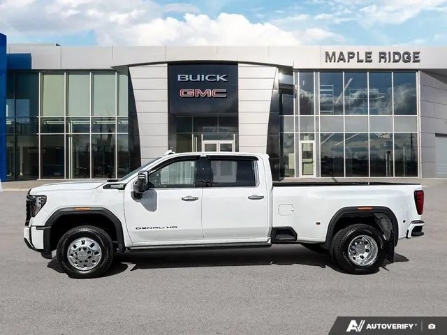 GMC Sierra 3500Hd 2024 photo 2