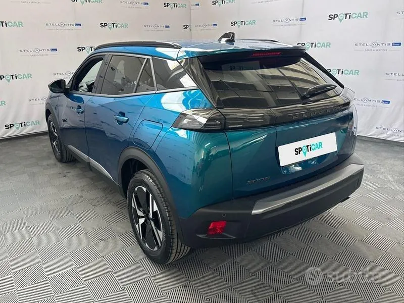 Peugeot 2008 2025 photo 3