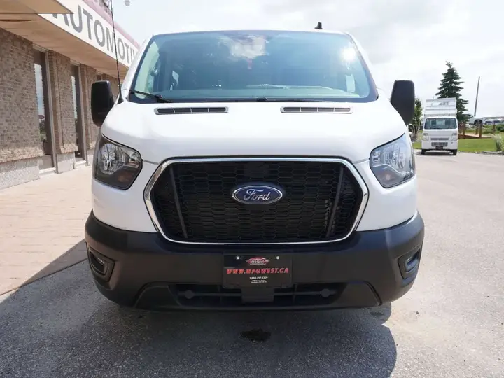 Ford Transit 2024 photo 4