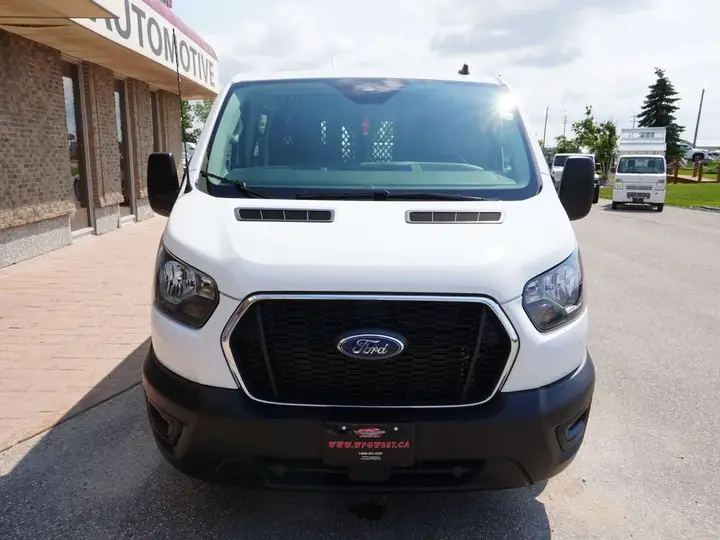 Ford Transit 2024 photo 5
