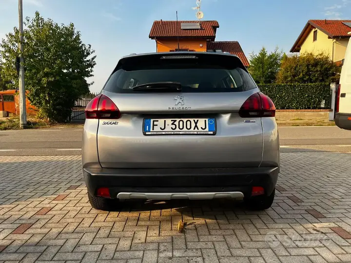 Peugeot 2008 2017 photo 3
