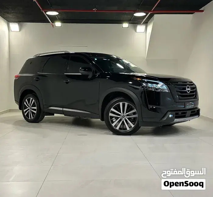 Nissan Pathfinder 2025 photo 2