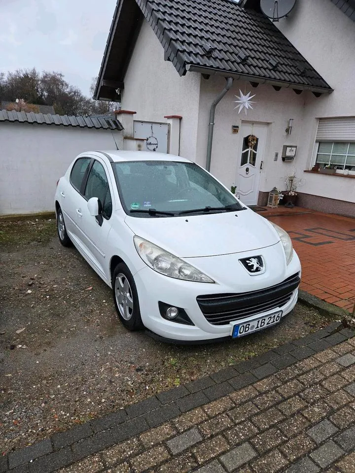 Peugeot 207