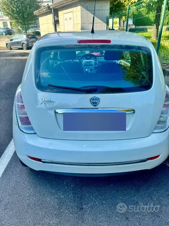 Lancia Ypsilon 2010 photo 3