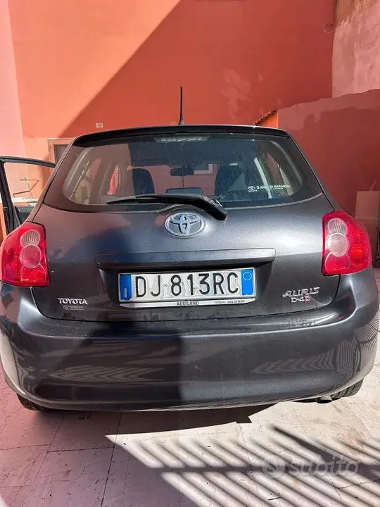 Toyota Auris 2007 photo 2