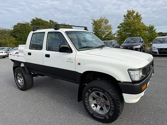 Toyota Hilux 1996 photo 5