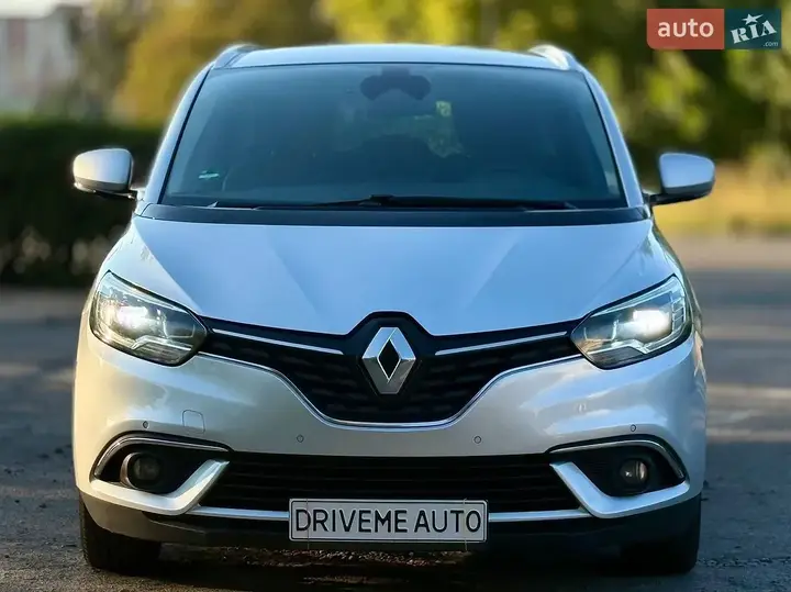 Renault Grand Scenic 2017 photo 2