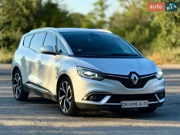 Renault Grand Scenic 2017 photo 3