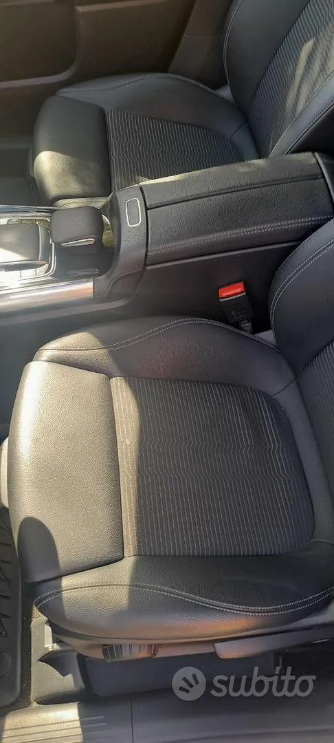 Mercedes-Benz B-Class 2020 photo 5