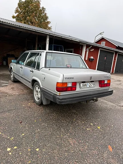 Volvo 740 1988 photo 2