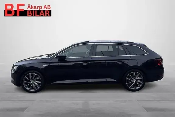 Skoda Superb 2016 photo 2