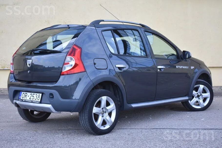 Dacia Sandero 2010 photo 5