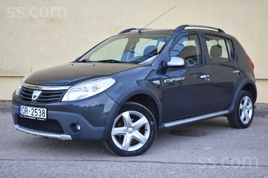 Dacia Sandero 2010 photo 4