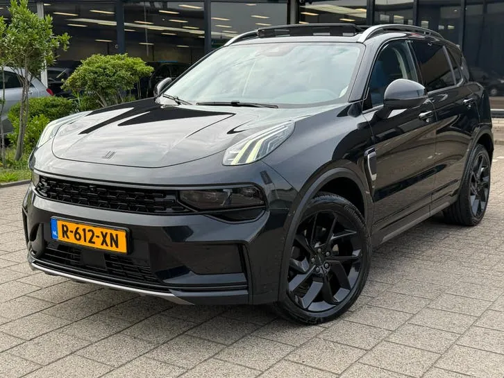 Lynk & Co 01