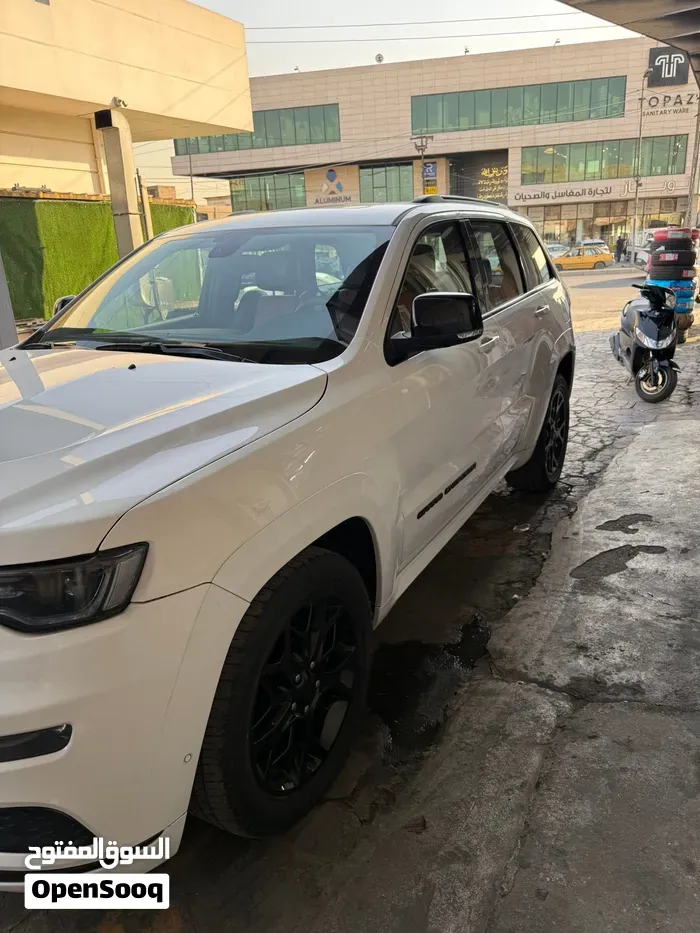 Jeep Grand Cherokee 2021 photo 2