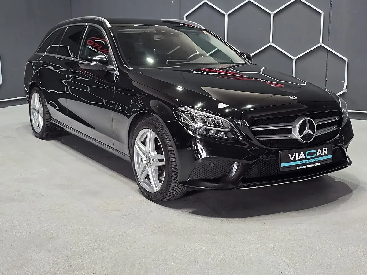 Mercedes-Benz C-Class 2021 photo 3