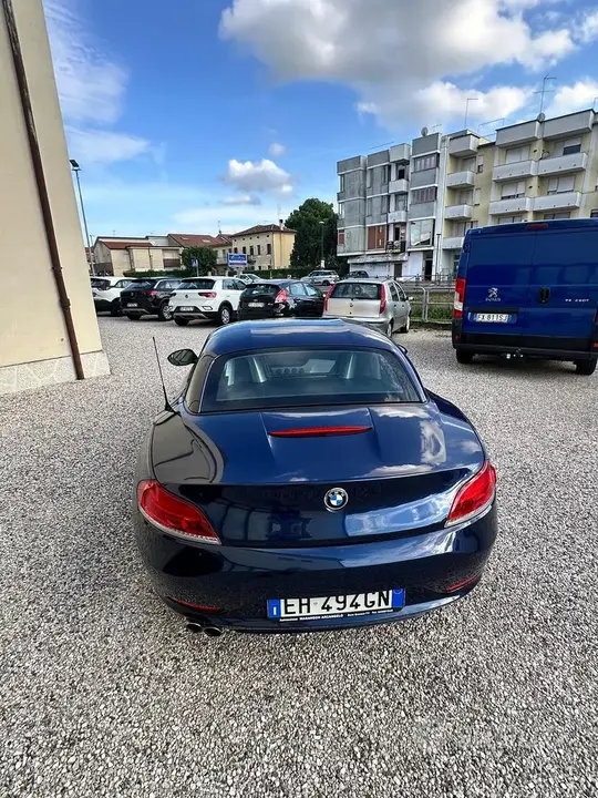 BMW Z4 2011 photo 4
