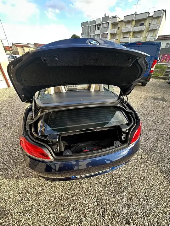 BMW Z4 2011 photo 5