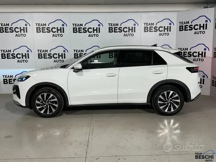 Volkswagen T-Roc 2026 photo 3