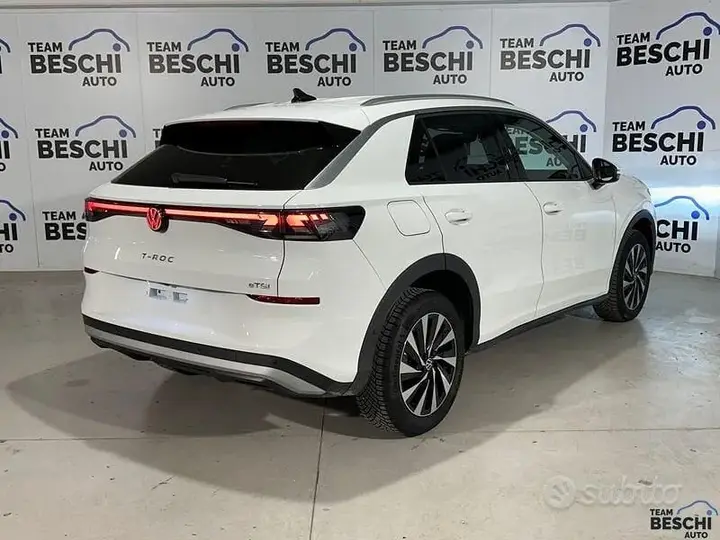 Volkswagen T-Roc 2026 photo 4