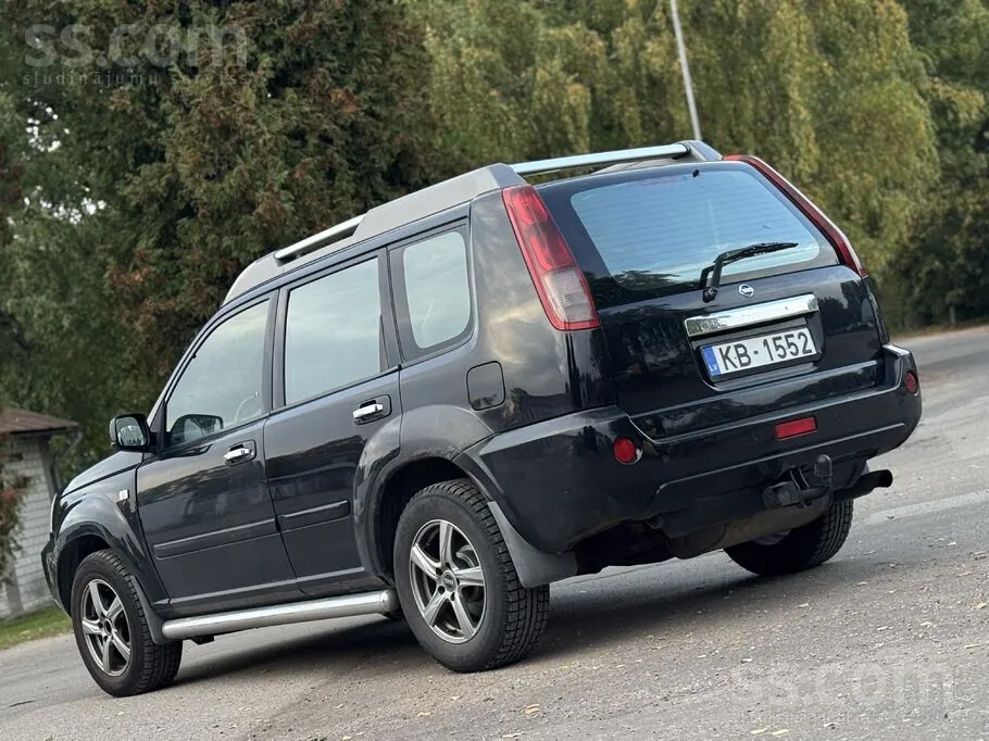 Nissan X-Trail 2005 photo 2