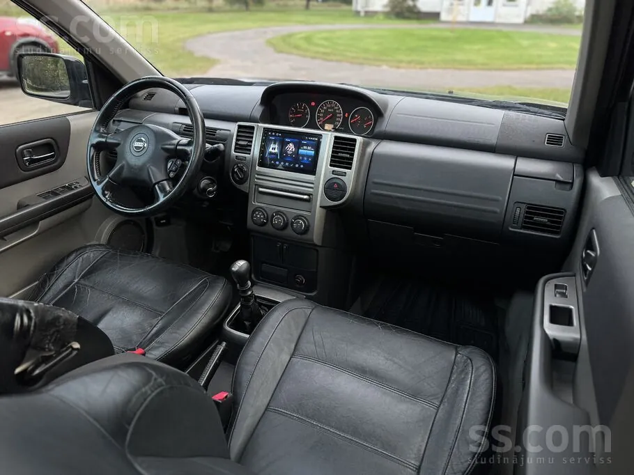 Nissan X-Trail 2005 photo 5