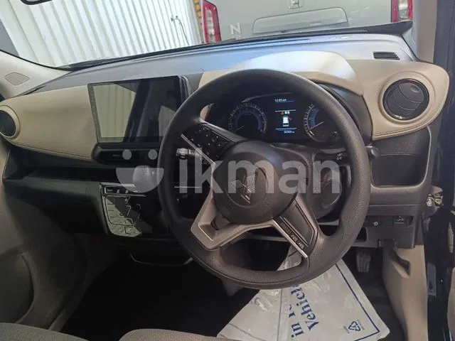 Mitsubishi Ek Space 2023 photo 4