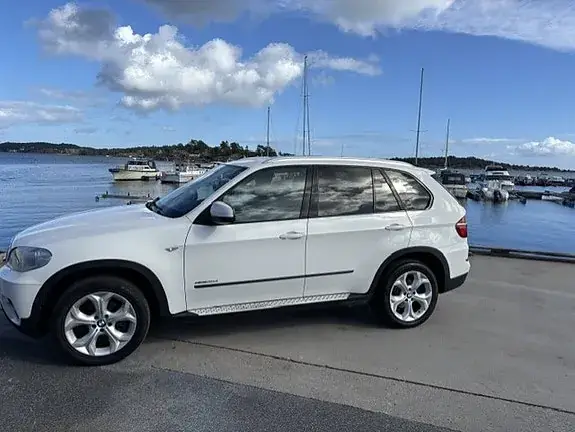 BMW X5 2011 photo 2