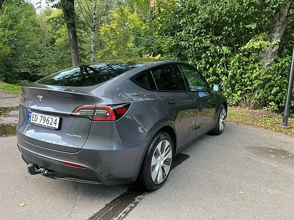 Tesla Model Y 2022 photo 3