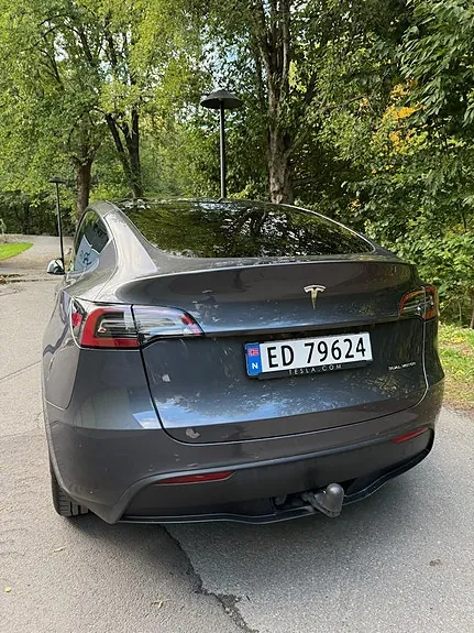 Tesla Model Y 2022 photo 4