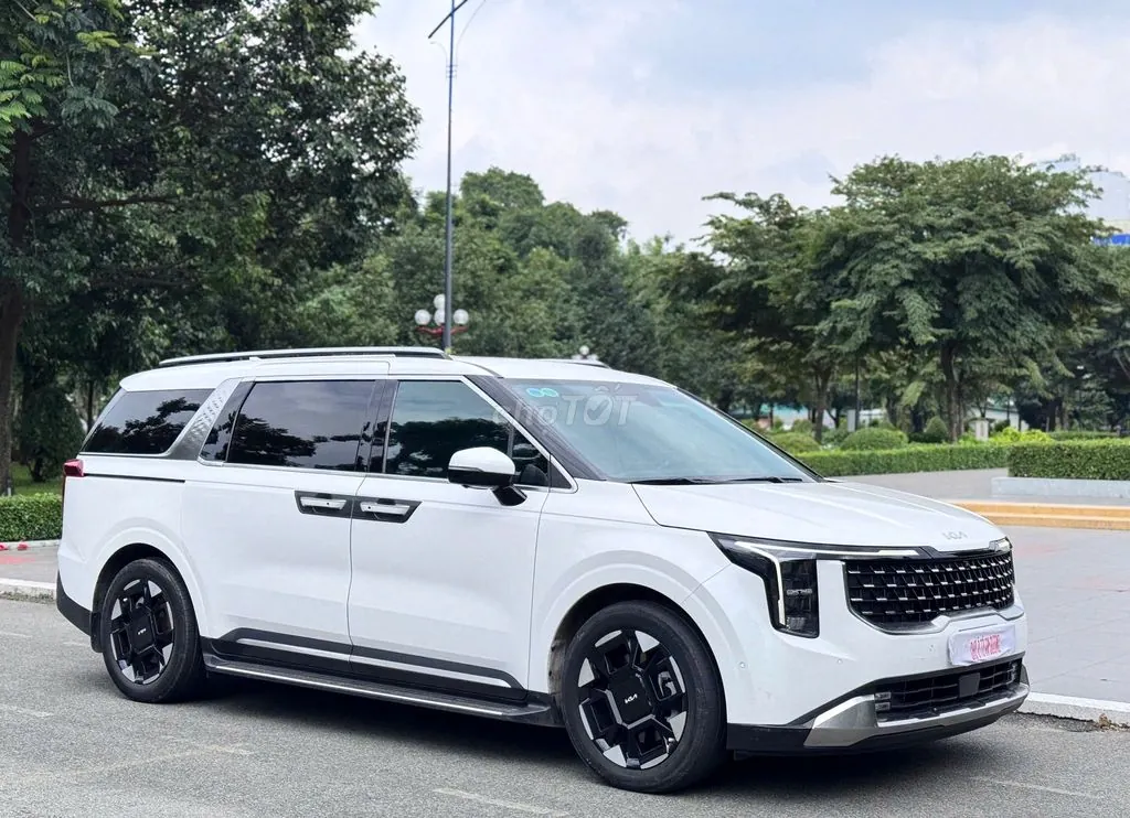 Kia Carnival 2024 photo 3