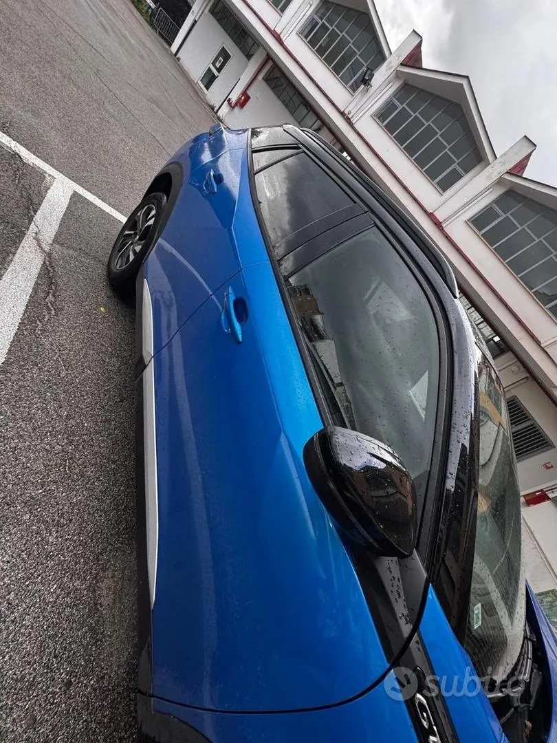 Peugeot 2008 2023 photo 3