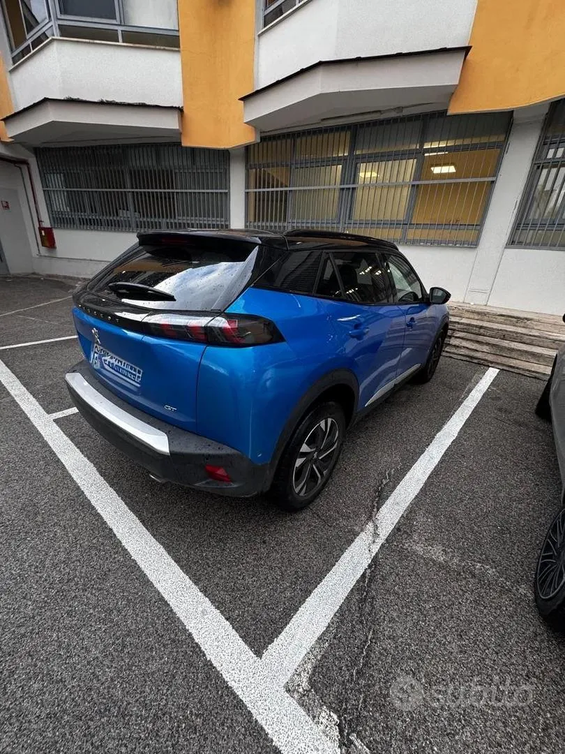 Peugeot 2008 2023 photo 4