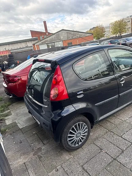 Peugeot 107 2009 photo 4